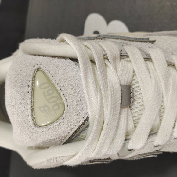 New Balance 9060 Low Quartz Grey - Picture 6 of 7